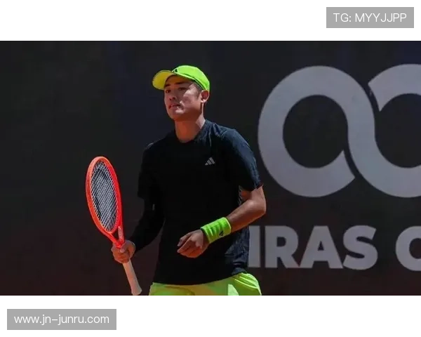 吴易昺澳网首胜四连胜挺进次轮